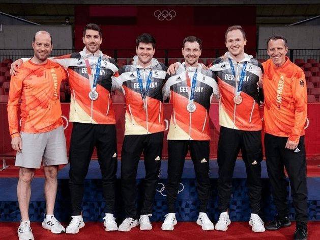 法国队逆转葡萄牙队，奥恰洛夫惊艳四座