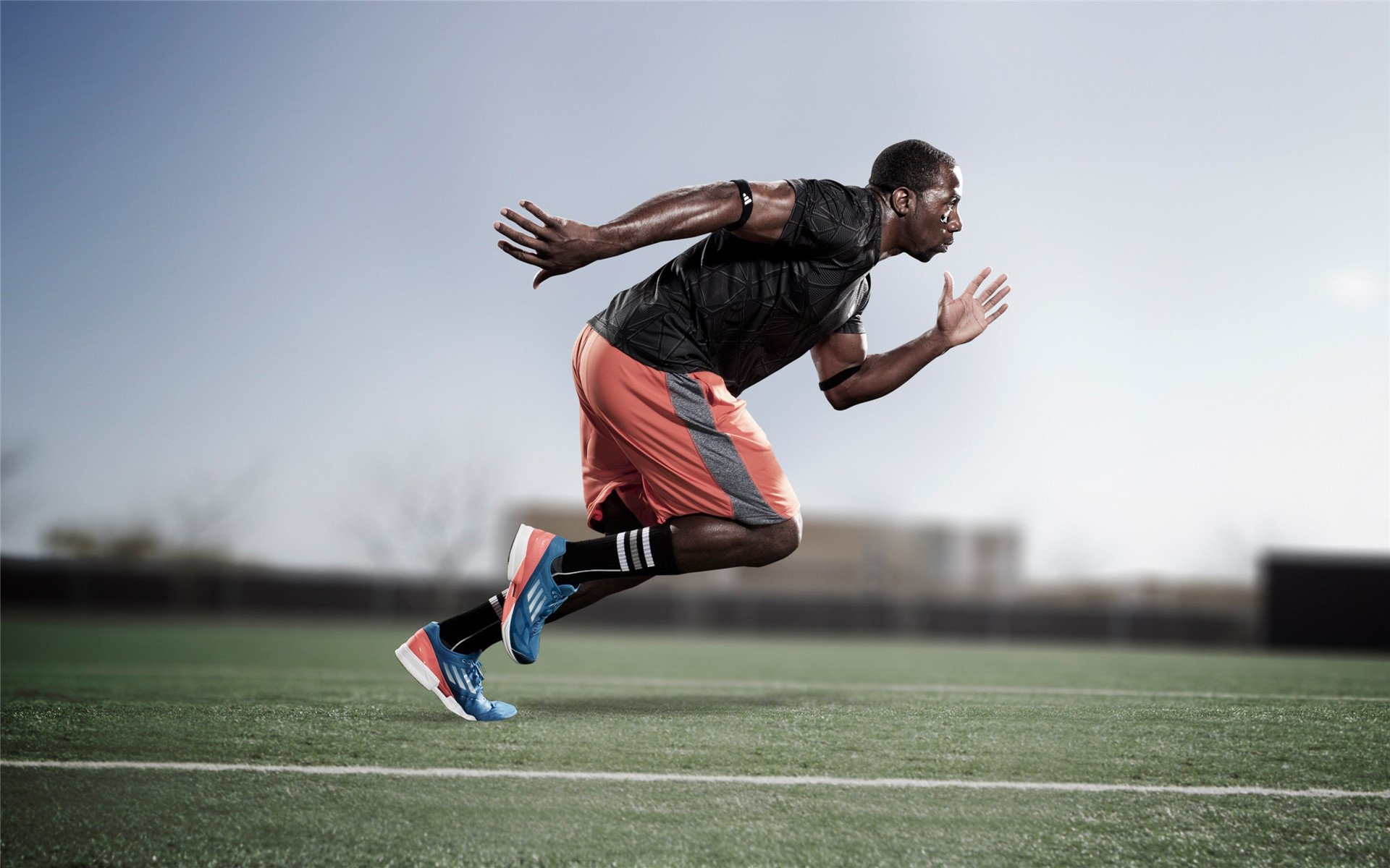 孤星破盾,当莱万用尽葡萄牙的每一寸空间,E组的命运便在华沙之夜重写